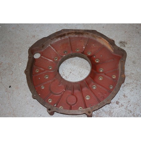 Skriňa zotrvačníku T-815