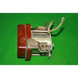 Stykač odpojovača betérie T-813