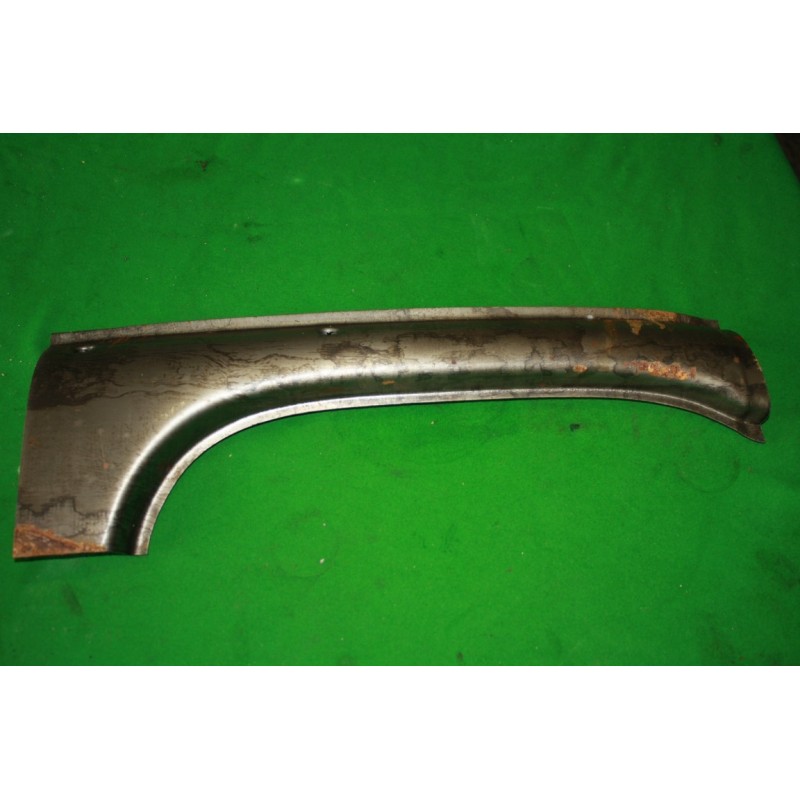 Lem čelného okna pravý