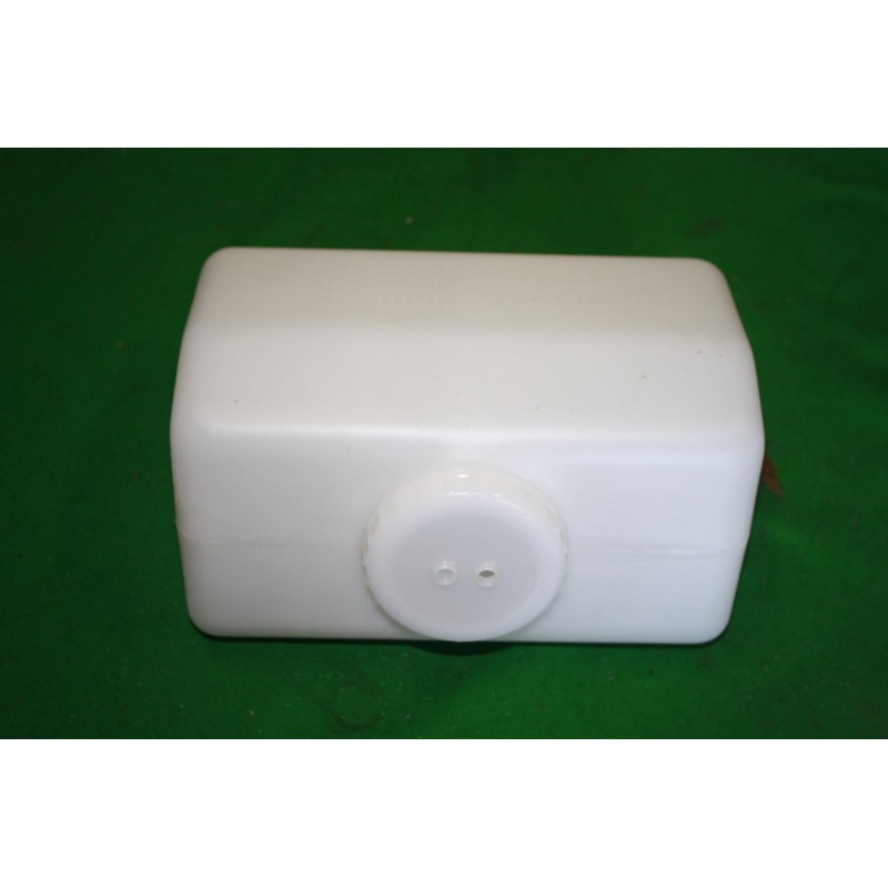 Nádržka ostrekovača skla