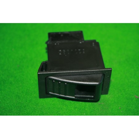 Spínač varovných svetiel Tatra Euro