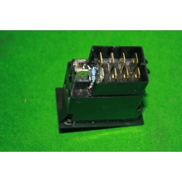 Spínač varovných svetiel Tatra Euro