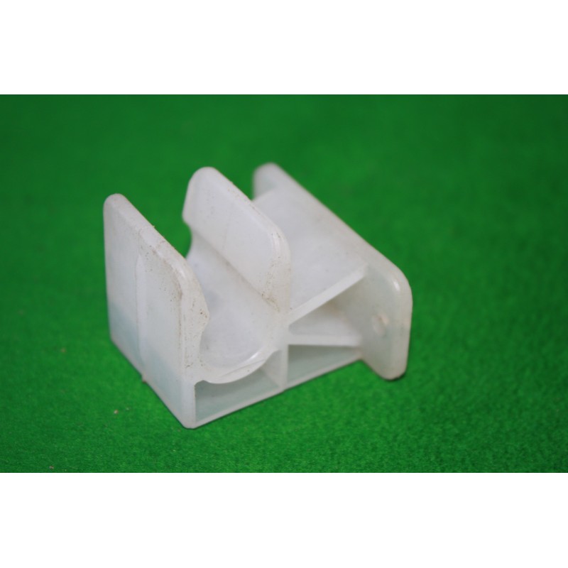 Úchyt samopalu horný Tatra