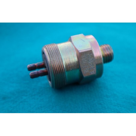 Spínač tlakový 5,5 - 151011 - 65% Tatra