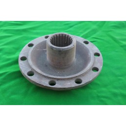 Unášač prednéj nápravy T-148