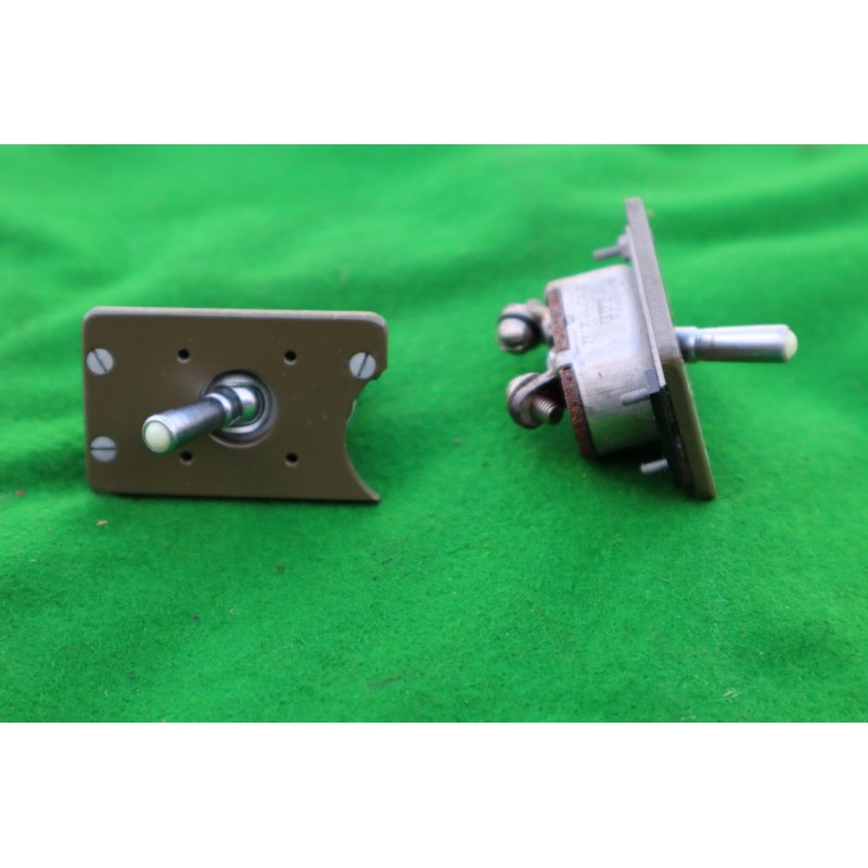 Páčkový spínač VKP 35A tdf 24B