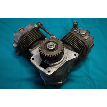 Kompresor  2 valcový olejom chladený 4132A Tatra