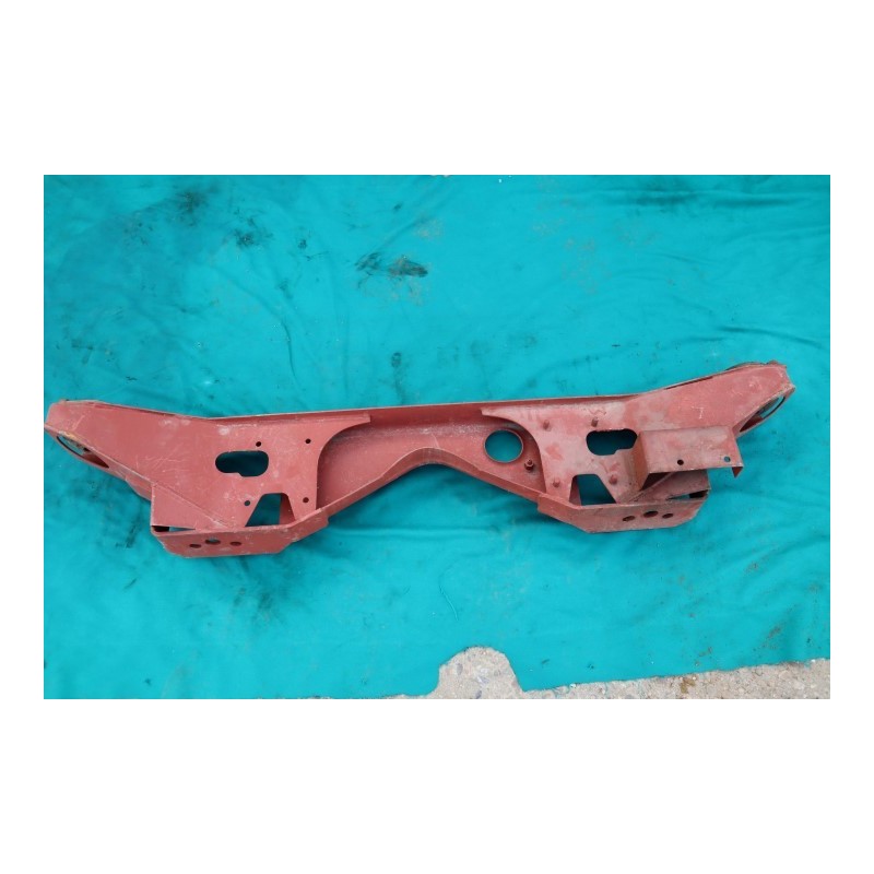 Úplný priečnik kabíny T-148 valník / sklápač