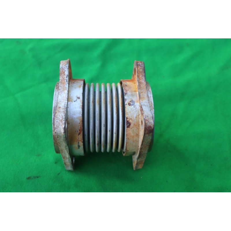 Pružný člen výfuku