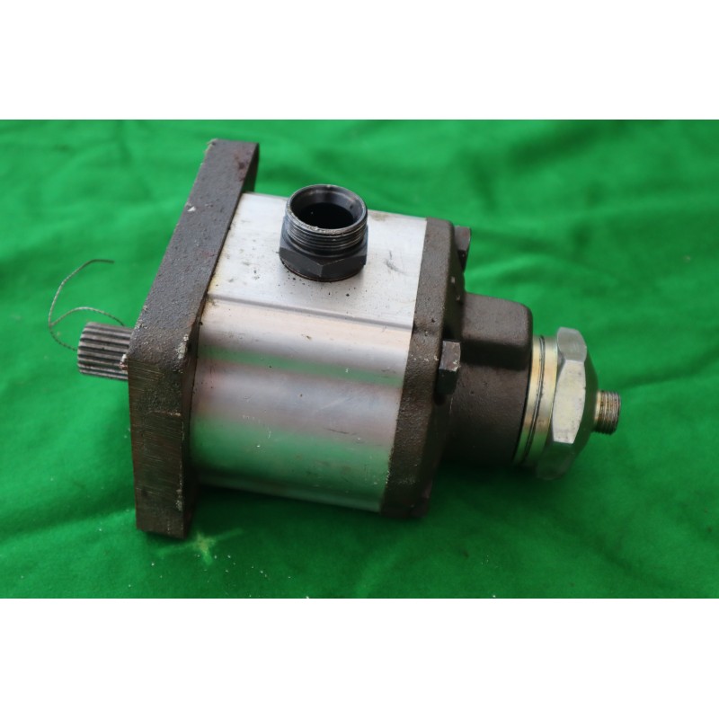 Servočerpadlo UN 16 S04 Repas