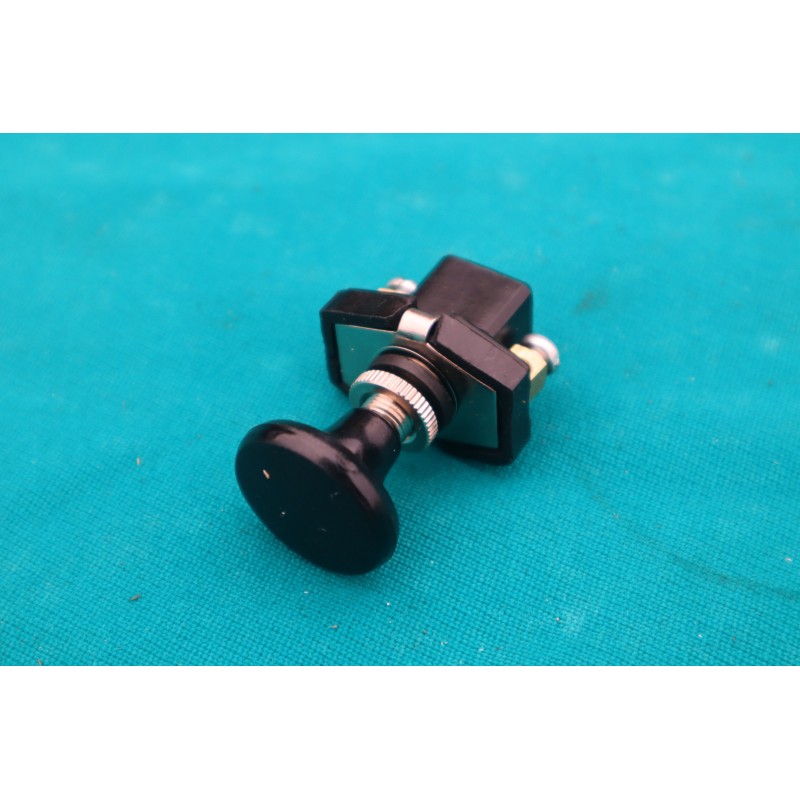 Spínač ťahový na skrutky - kratší