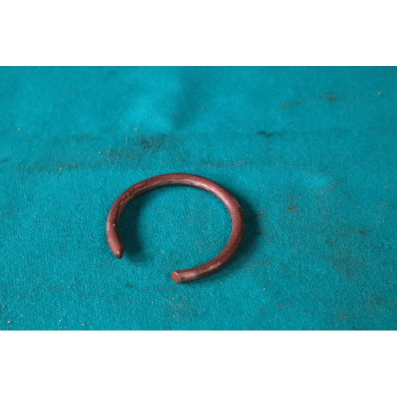 Poistný krúžok opierky Tatra AD