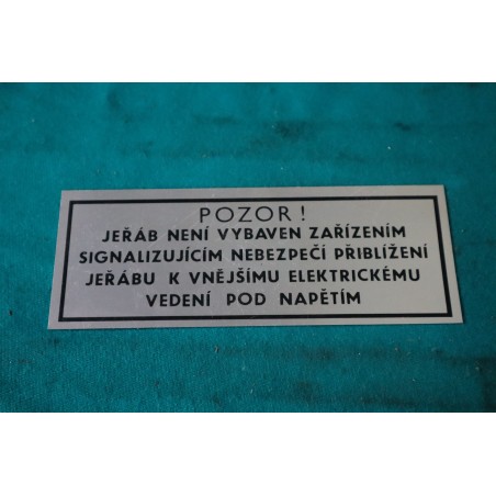 Štítok výstražný žeriav AD