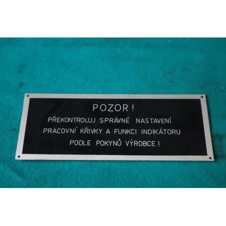 Štítok výstražný žeriav AD