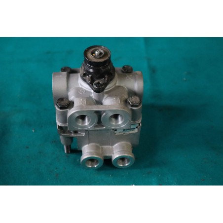 Ventil releový 9730112010 Tatra WABCO