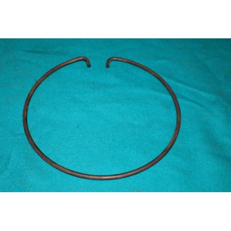 Krúžok operný veka zadného náboja Tatra