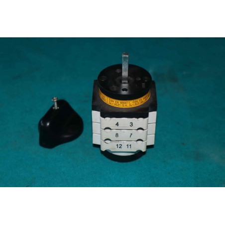 Spínač vačkový prepínač VS10 OBZOR