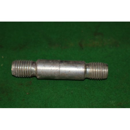 Skrutka závrtná pre str. a zad. nápravu T-148