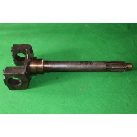 Spojková hriadeľ T-815 CN