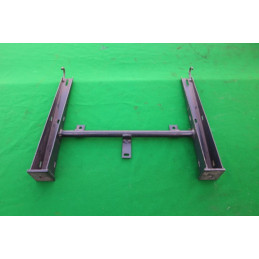 Držiak zad. gumového blatníku pravý Tatra