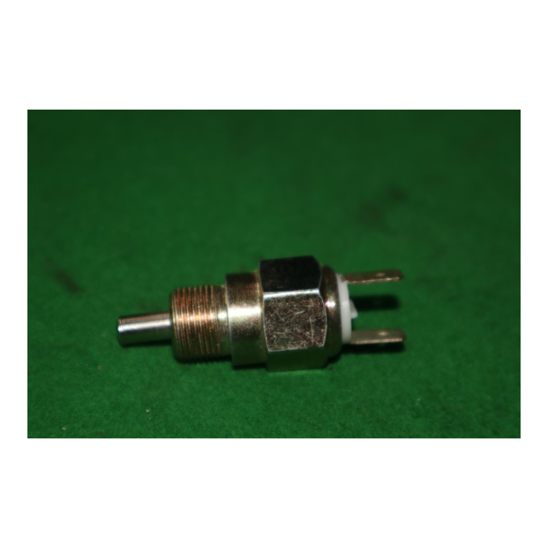 Spínač spiatočky Tatra