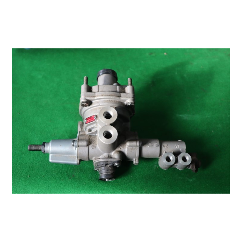 Regulátor brzdnej sily WABCO 037 / 3703