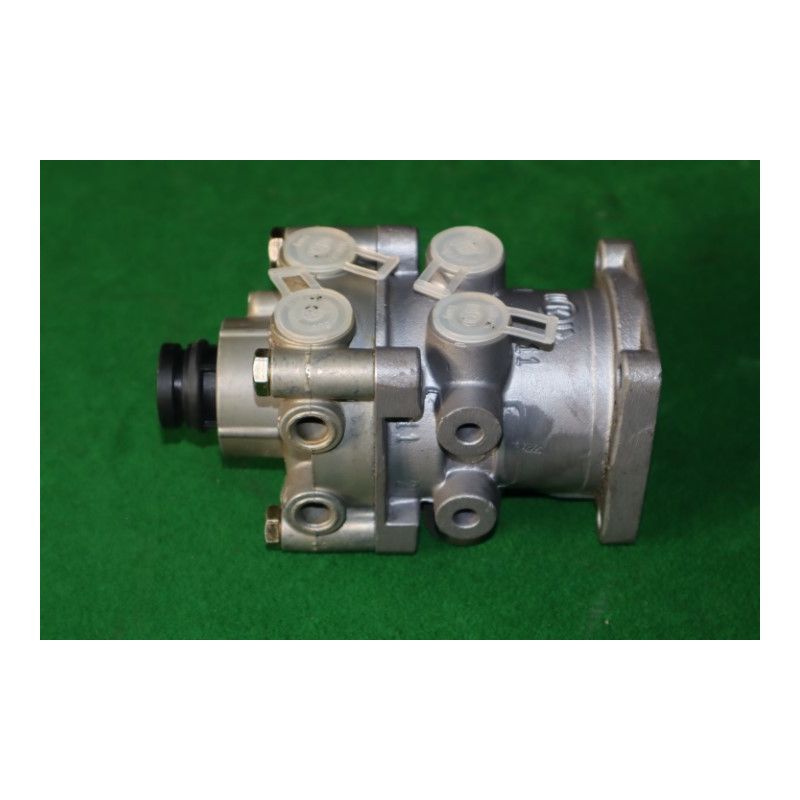 Ventil nožnej brzdy KNORR-BREMSE MB4643