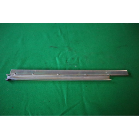 Lišta vodiaca skla pravá  Tatra