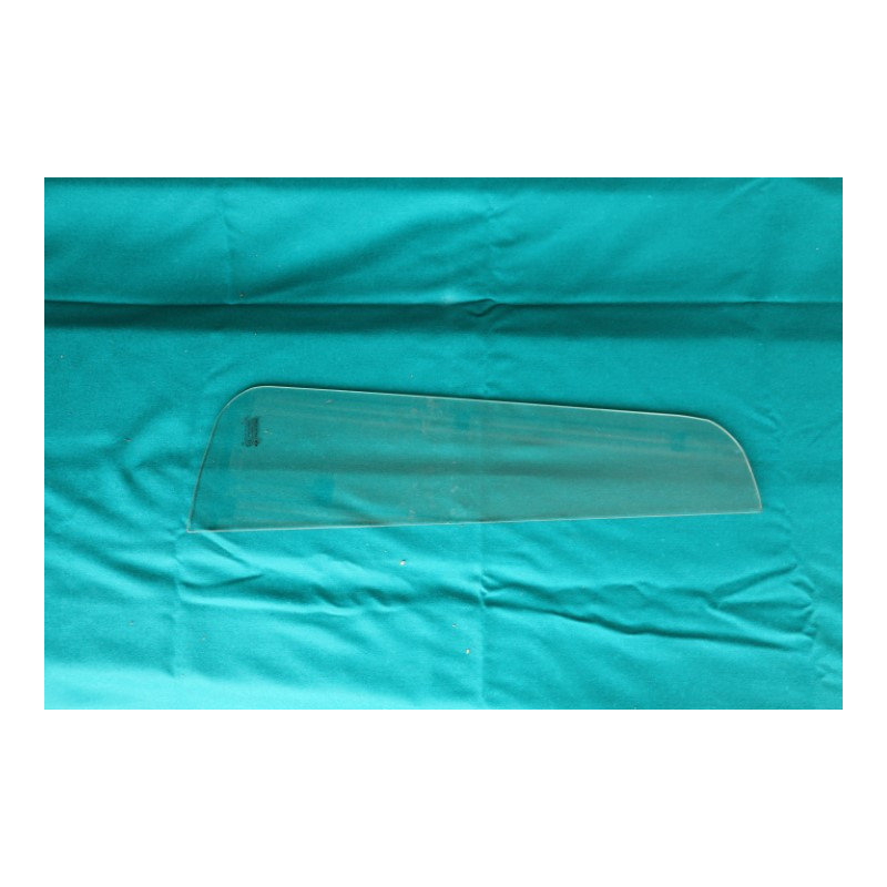 Sklo čelné trojuholník Tatra