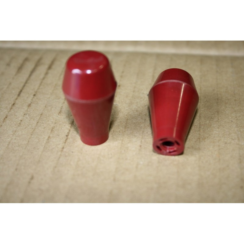 Rukoväť plastová M10