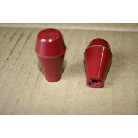 Rukoväť plastová M10