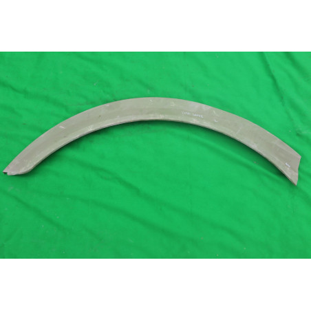 Blatník predný ľavý T-813