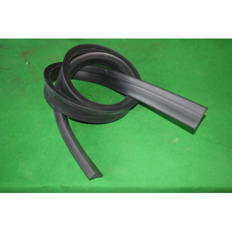 Tesnenie tunelu kabíny Tatra 1850 mm