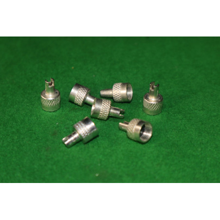 Čiapočka ventilu kovová