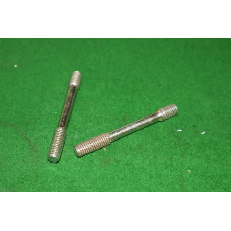 Skrutka držiaka trysky