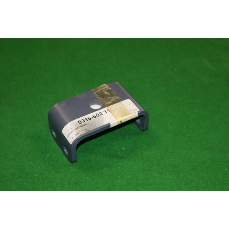 Držiak silenbloku Karosa