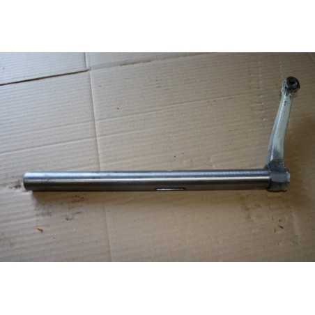 Hriadeľ vysúvacej vidlice spojky M2