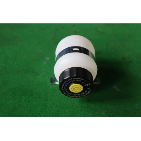 Nádoba spojkovéj kvapaliny Tatra Orig. FAG