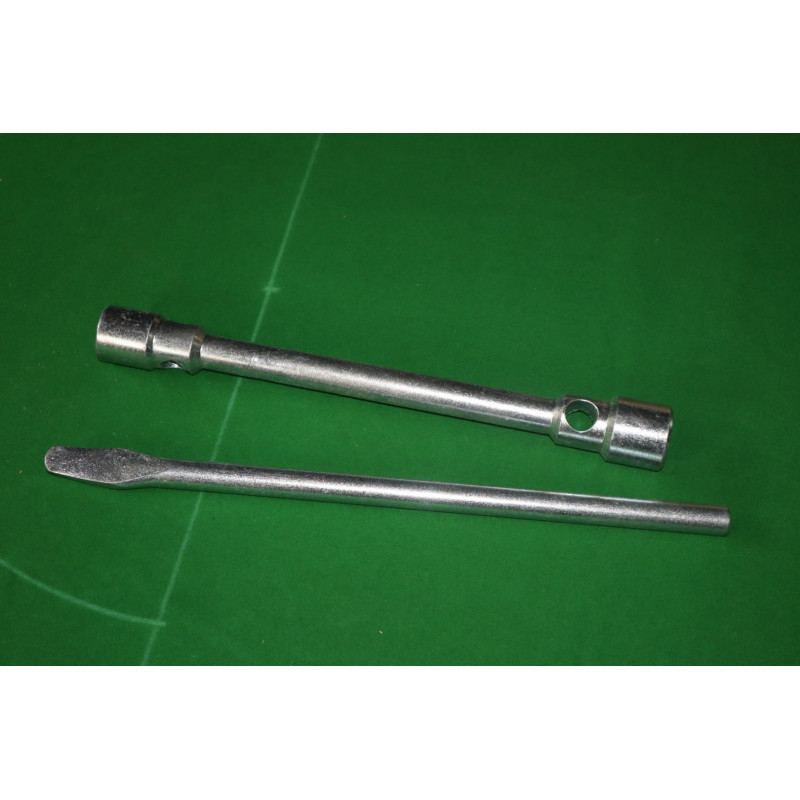 Kľúč na koleso 27/32