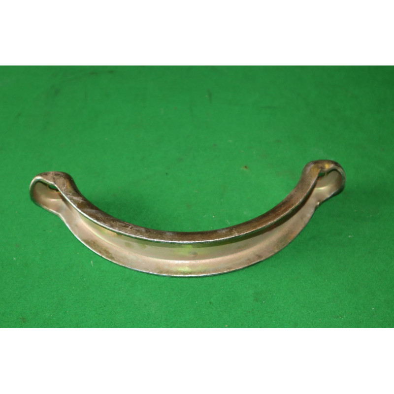 Upevňovací strmeň dynama Pv3s