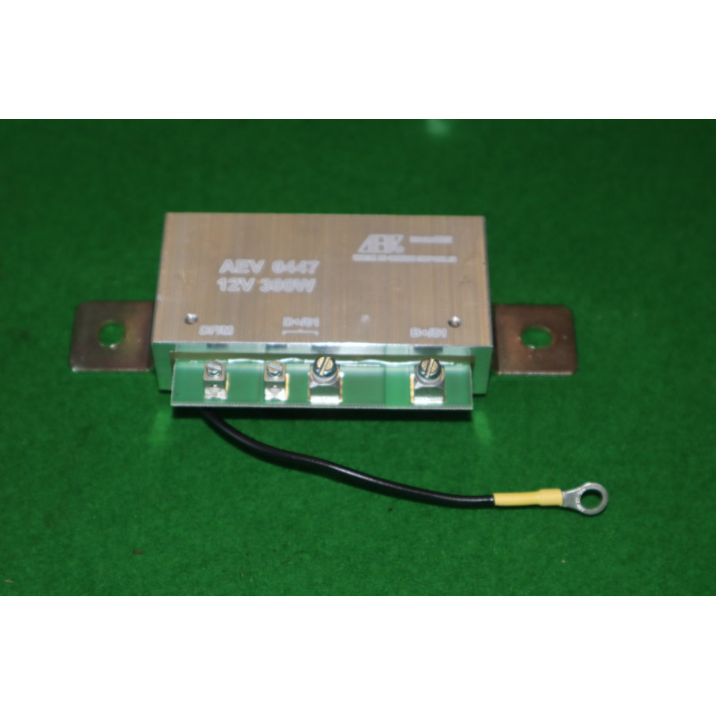 Regulátor dynama 12V/300W - 25A - nová výroba - náhrada