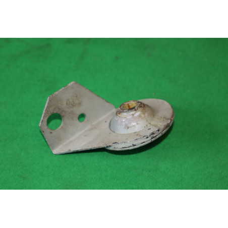 Držiak tiahla akcelerácie