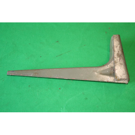 Držiak nádrže paliva - zadný