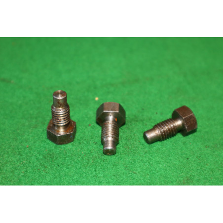 Skrutka čapu dvojkola spätného chodu Pv3s