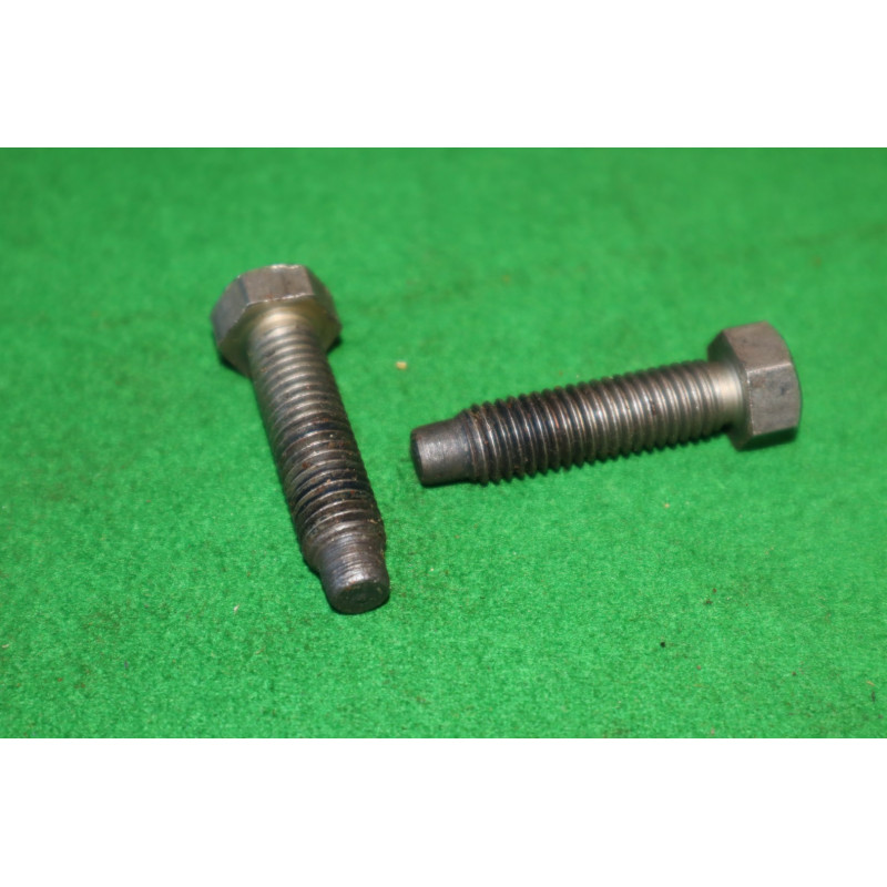 Skrutka stavacia M10x1,5 Pv3s