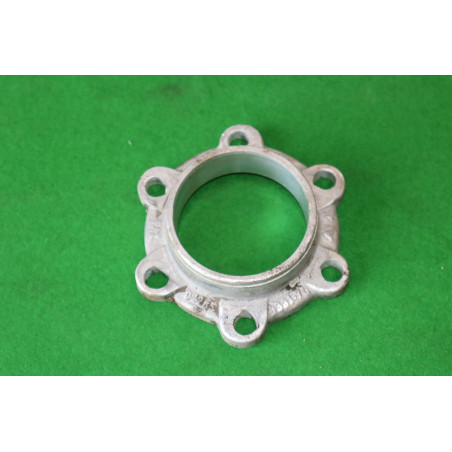 Predné veko hriadele prednej nápravy Pv3s M2