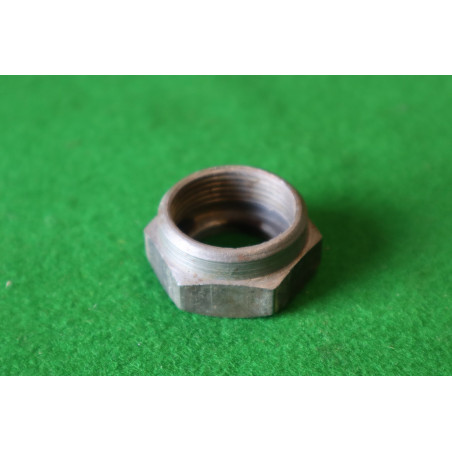 Matica prevlečná M26x1,5