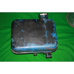 Nádrž olejová hydrauliky - zánovná