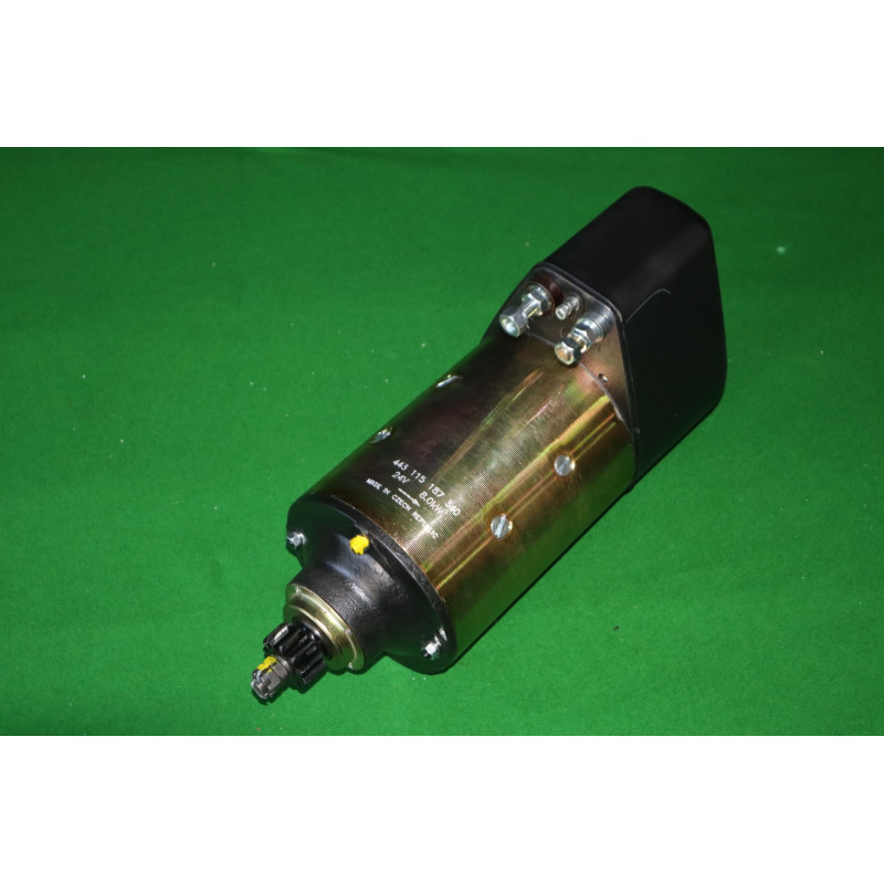 Štartér 24V/8kW 11 zubový T815, PV3S