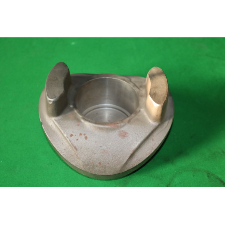 Skriňa ložiska riadenia  spodná na rúre Tatra